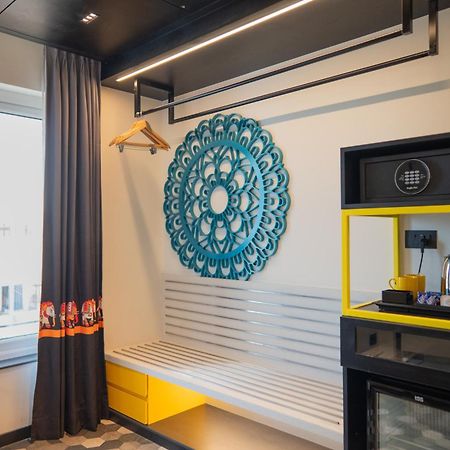 Zibe Luxe Kakinada By Grt Hotels Buitenkant foto