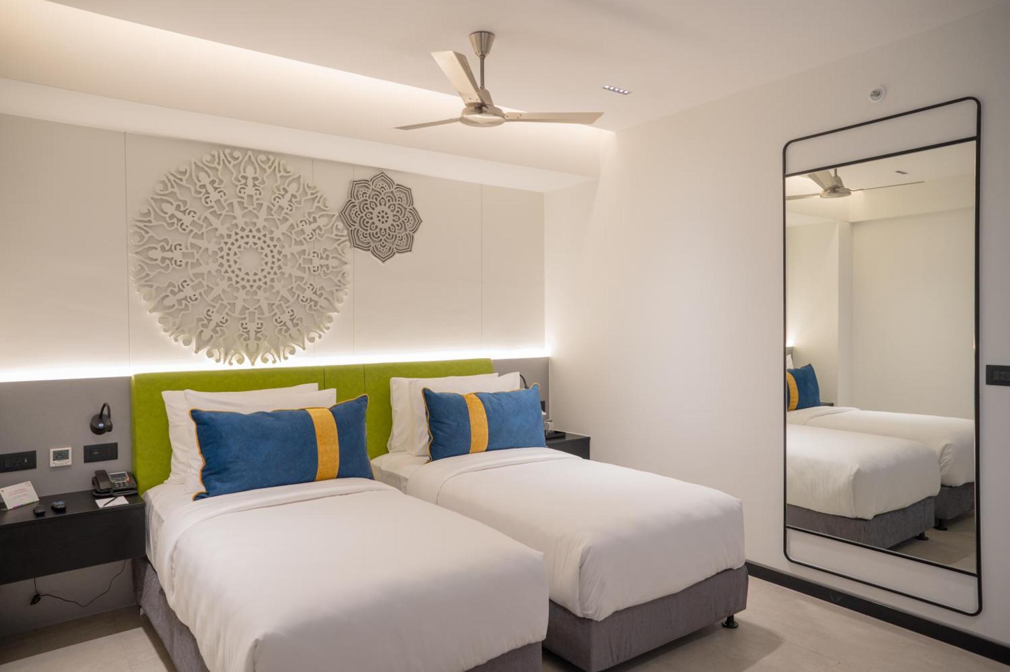 Zibe Luxe Kakinada By Grt Hotels Buitenkant foto