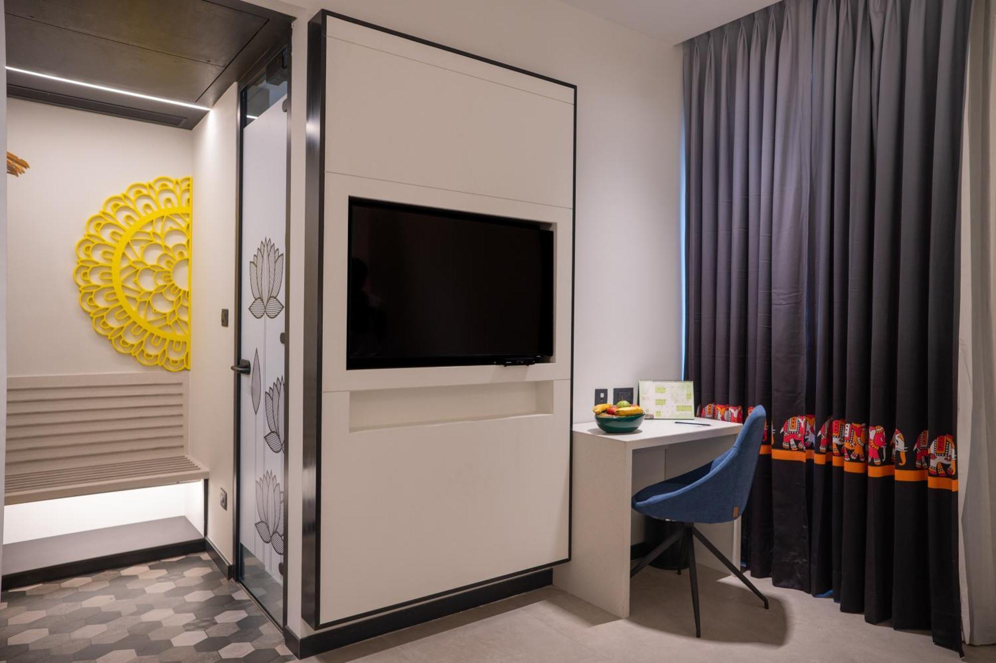 Zibe Luxe Kakinada By Grt Hotels Buitenkant foto
