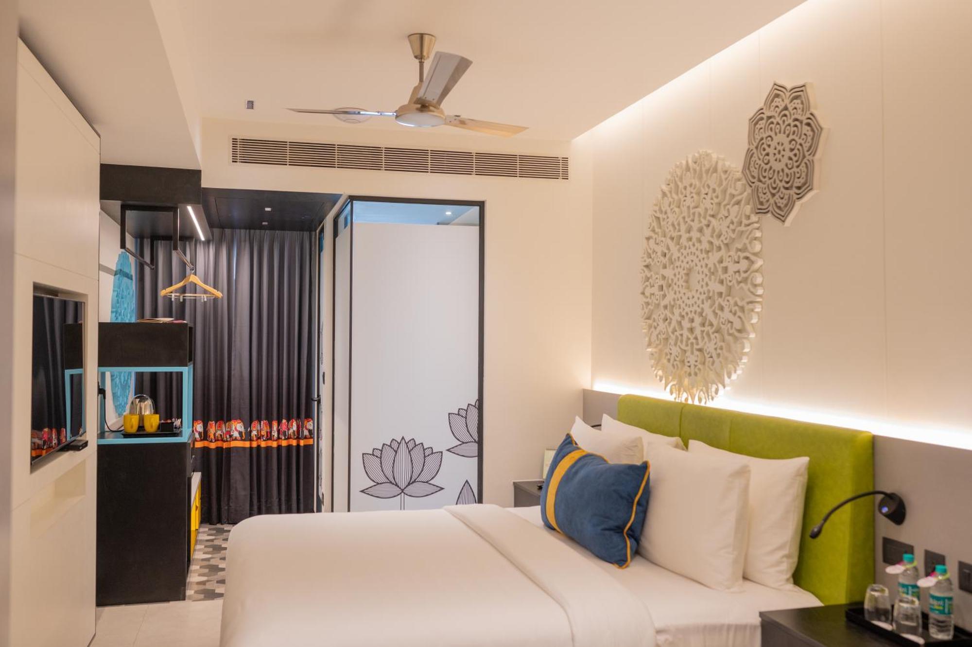 Zibe Luxe Kakinada By Grt Hotels Buitenkant foto